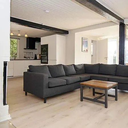 Hébergement de vacances House In Skovmose Close To The Water