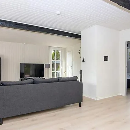 Hébergement de vacances House In Skovmose Close To The Water